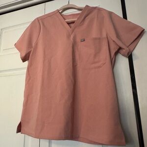 Figs Pink Sand Catarina top